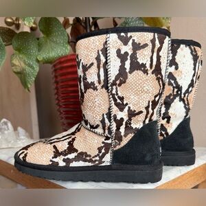 UGG Classic Short Reptile Calf Hair Boots Snakeskin Print Black Brwn Cream Sz 6